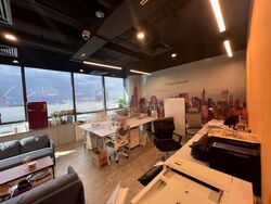 Woods Square (D25), Office #469275711